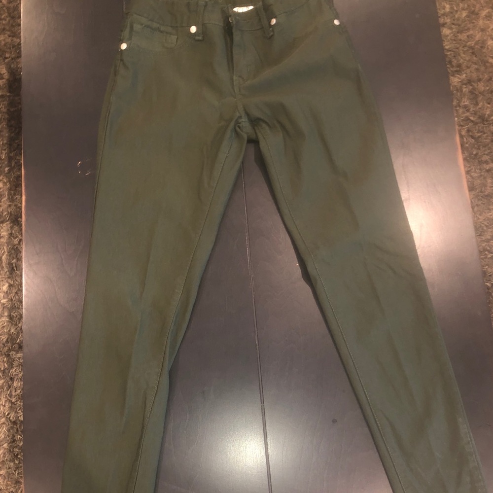 Skinny strength jeans